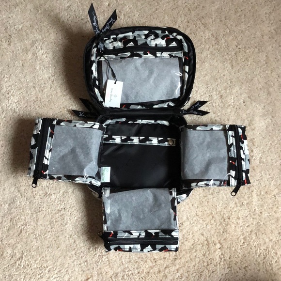 Vera Bradley toiletry bag! Never used! - Picture 2 of 3